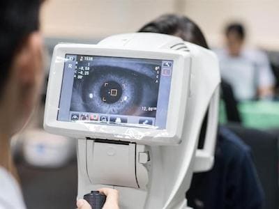 Quy trình 8 bước cá nhân hóa tại Ortho-K Việt