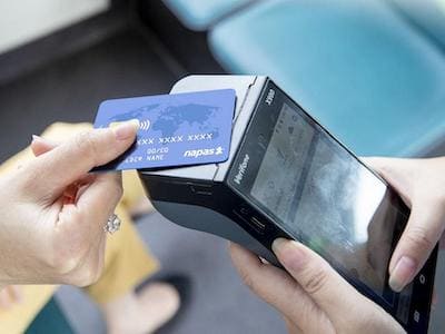 Quy trình 8 bước cá nhân hóa tại Ortho-K Việt