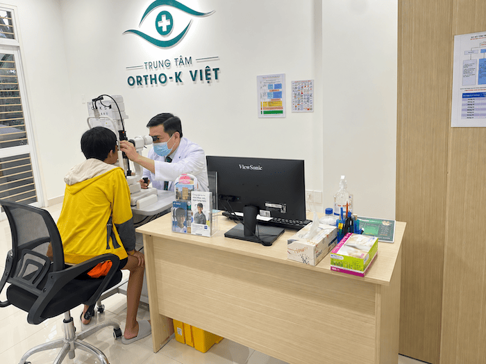 Ortho-k Việt